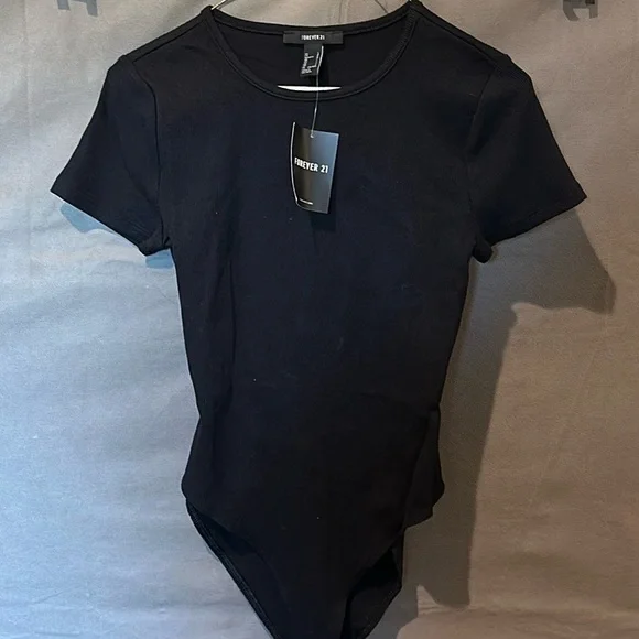 NWT forever 21 open Back Bodysuit - Picture 2 of 8